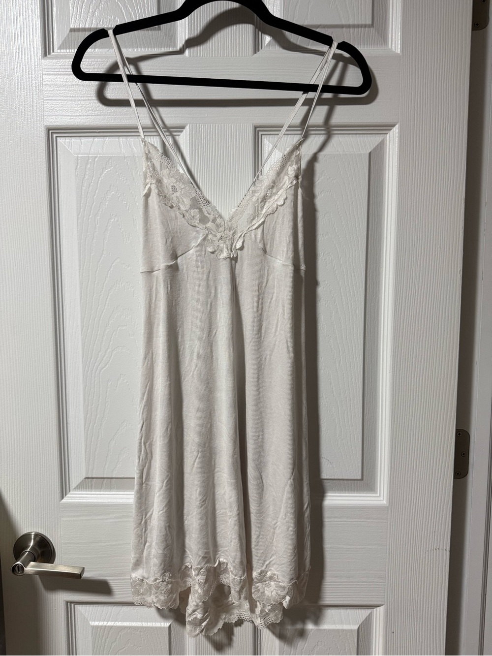 Victoria's Secret Ivory Lace-Trim Slip Chemise
